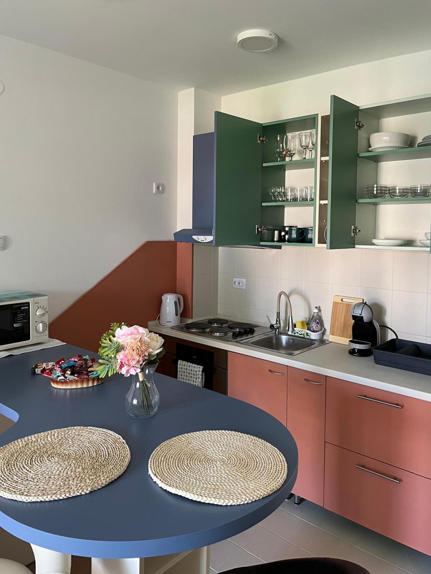 Apartment Vera With Free Garage Novi Sad Eksteriør billede